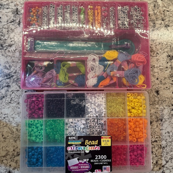 Friendship bracelet beads - Picture 1 of 3